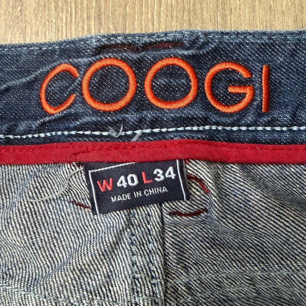Coogi Embroidered Crest Jeans Blue 40 Relaxed Fit Hip Hop Streetwear Denim - Picture 3 of 15